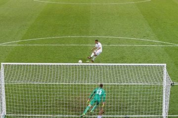 The penalty kick